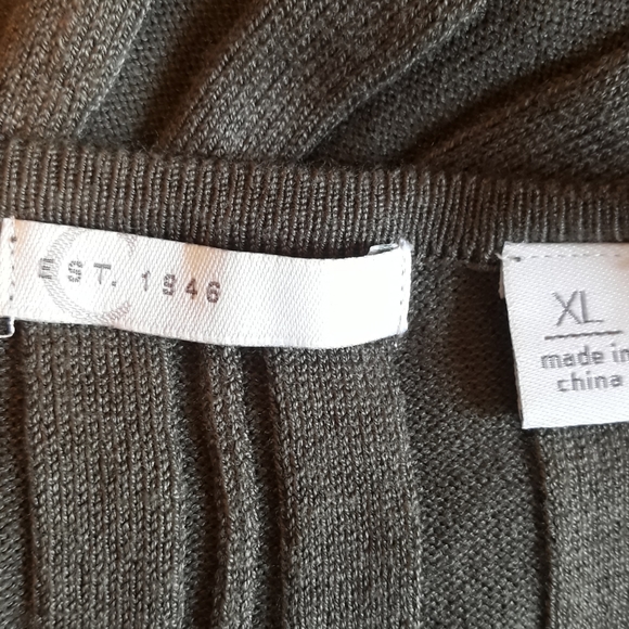 Vintage Olive Green Long sleeve Sweater Dress by J/M Dress MSRP: $65. - Picture 7 of 10